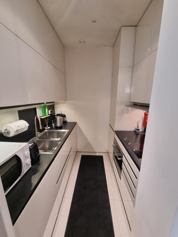 A 700M Da Porta Susa! Bilocale Lussuoso & Moderno Turin Luaran gambar