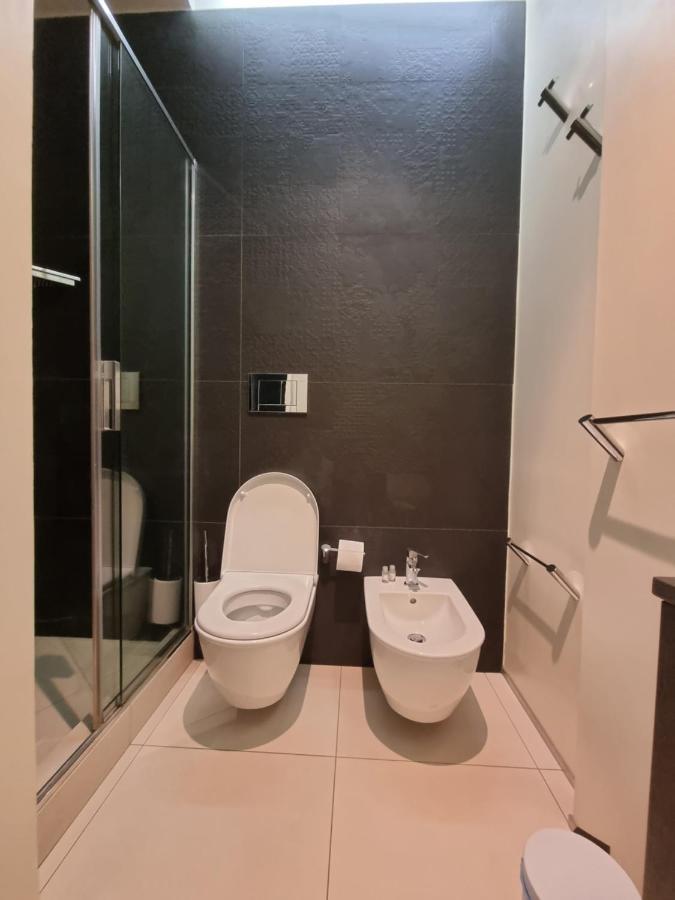 A 700M Da Porta Susa! Bilocale Lussuoso & Moderno Turin Luaran gambar